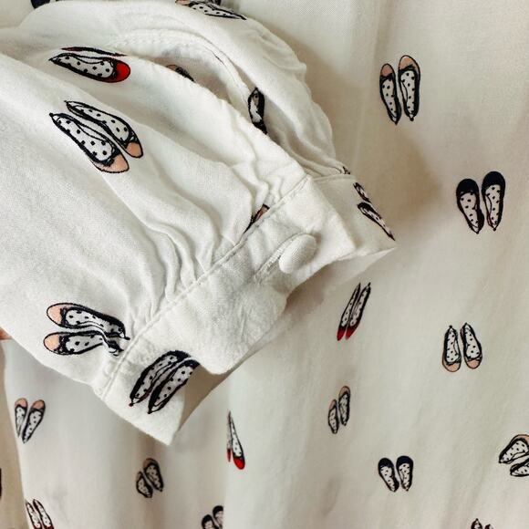 Boden Ballet Flat Novelty Print Lightweight Hidden Buttons Blouse Sz 10 - Picture 8 of 8